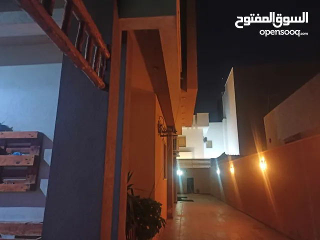 420 m2 More than 6 bedrooms Villa for Sale in Tripoli Souq Al-Juma'a