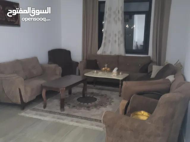 شقه للبيع او البدل على بيت ريفي