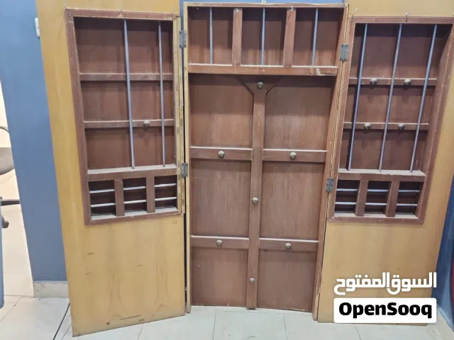 خلفية خشب قديم للبيع في ابو حليفه