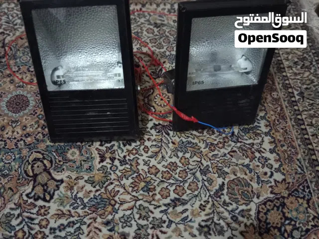 كشافات خارجية (فلاود لايت) ممتازة للبيع عدد (2)