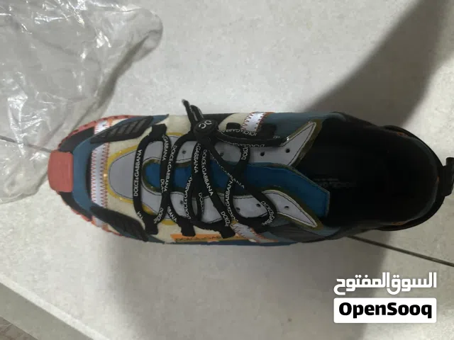 Luxury doice &Gabbana fashion sneakers  لا تفوت ابرز العروض اليوم limited edition