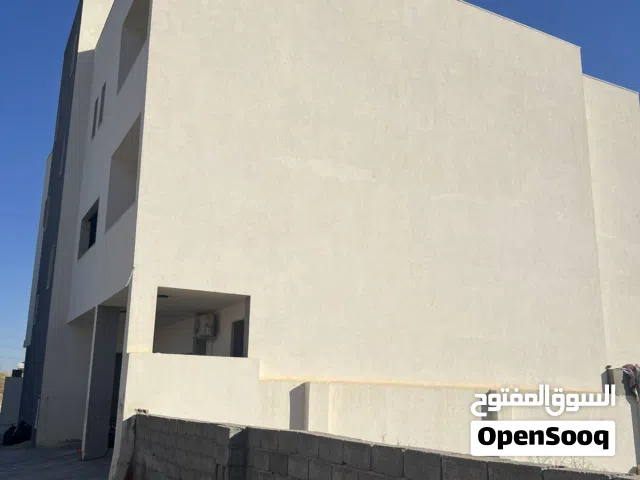 شقة نص تشطيب   220000 نقبلو شيك