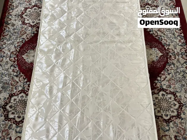 مرتبة طبية للبيع