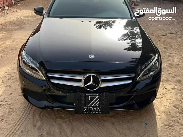 مرسيدس بنز C180 2018 افنجارد فبريكا بالكامل عداد 170 الف رخصة 5 شهور مرور الادارة الاسماعيلية