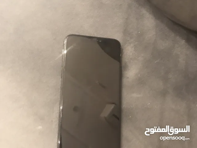 Apple iPhone X 128 GB in Al Dakhiliya