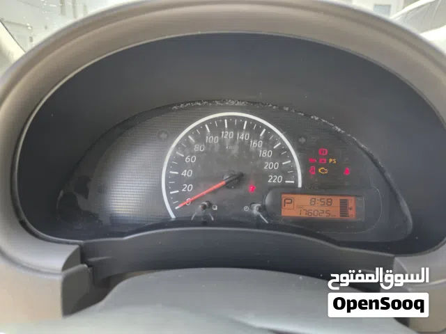 2019 نيسان صني Standard