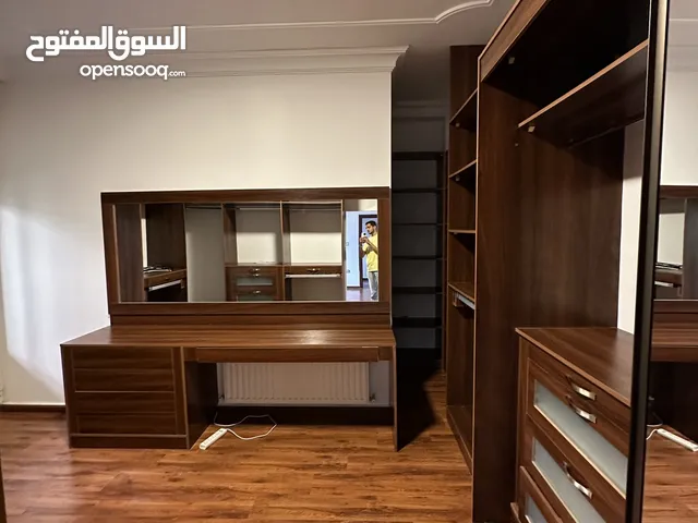 270 m2 3 Bedrooms Apartments for Rent in Amman Jubaiha