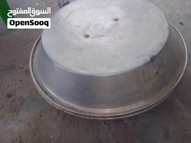تنور كهرباء مستعمل شغال كلشي مابي ونظيف شرط لشغل يرادله بس واير ويده