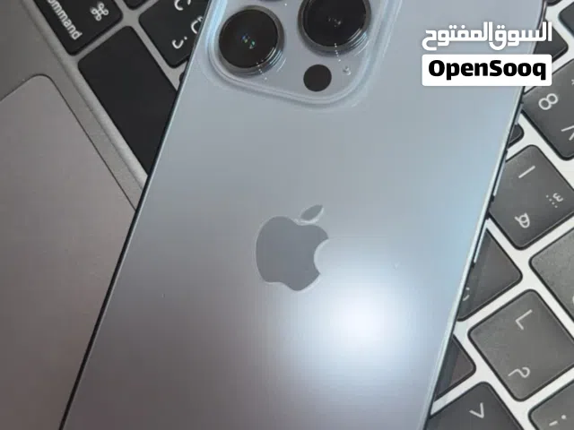 I phone 13 pro  Ocean blue  10/10  Scratch less