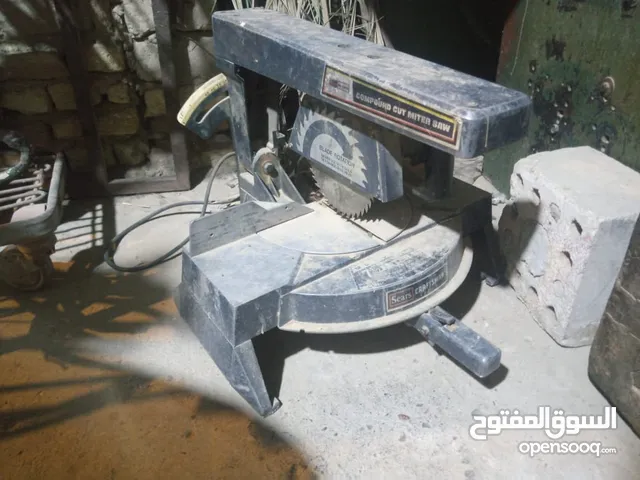 مكائن نجارة مستعملة مع أدوات اخرى