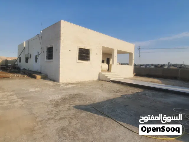 220 m2 3 Bedrooms Townhouse for Sale in Amman Al-Nuqairah