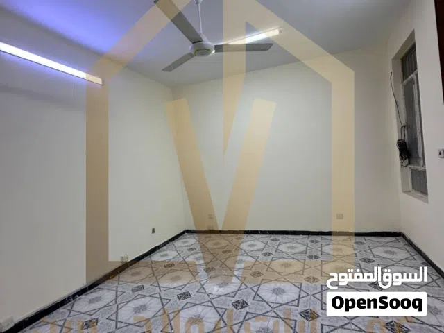 250 m2 5 Bedrooms Townhouse for Rent in Basra Mnawi Basha