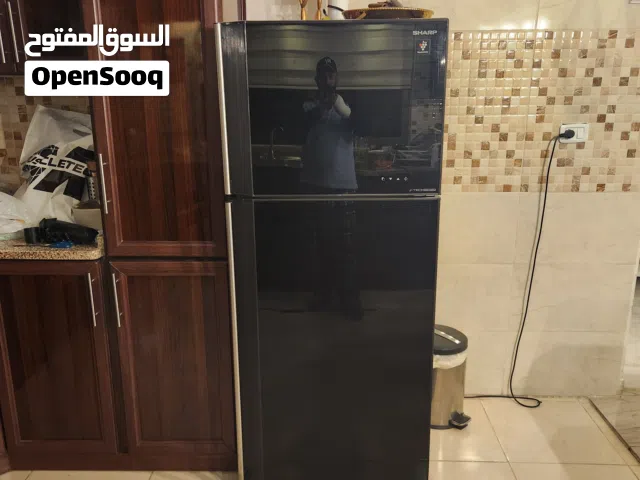 ثلاجة شارب اكثر من 420 لتر للبيع بحالة ممتازه (استخدام عرسان)