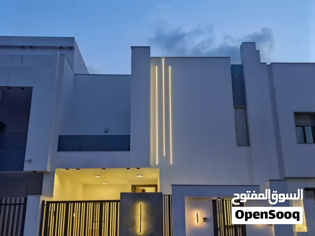 350 m2 4 Bedrooms Villa for Sale in Tripoli Al-Serraj