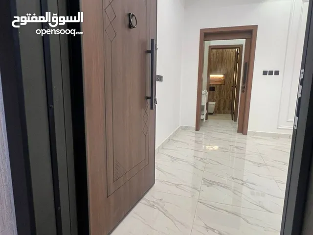 227 m2 5 Bedrooms Apartments for Sale in Al Madinah Ad Difa