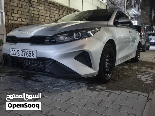 2023 كيا سيراتو Standard