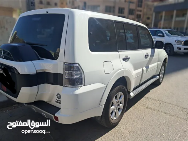 Used Mitsubishi Pajero in Hawally