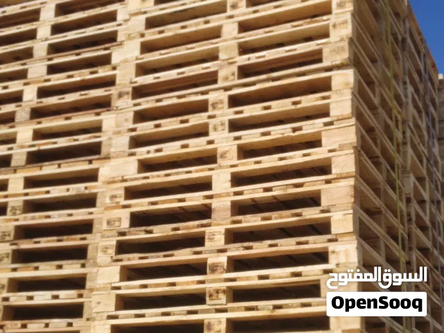 we have all types plastic and wooden pallets sale and buyers