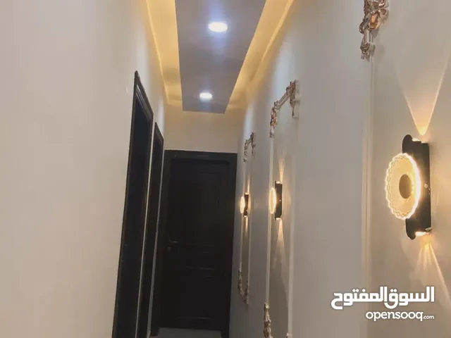 شقة طابق أول الايجار بريهه