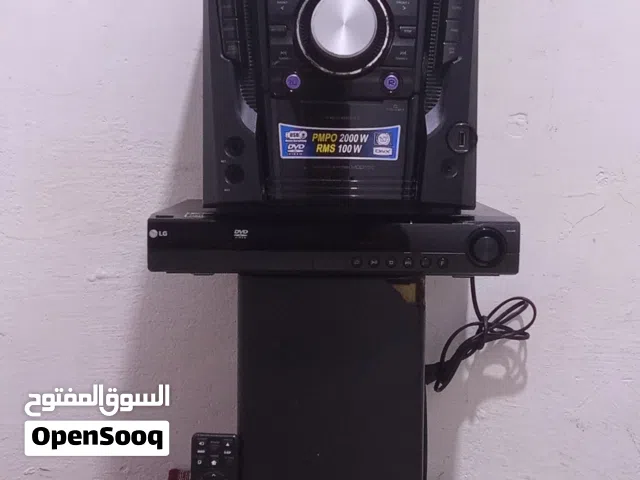 منضومة LG أصلية من غير اسبيكرات تخدم اشريط يخدم تلاته دسكات ديفيدي والي تحتها هام سينيما بي رموت