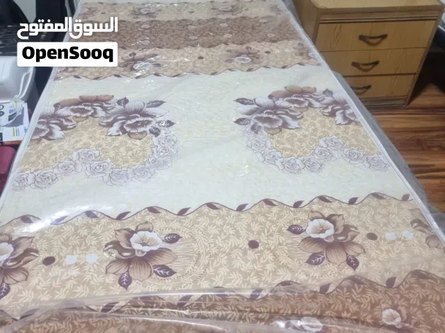 للبيع أسرة نوم مفردة جديدة بالكامل