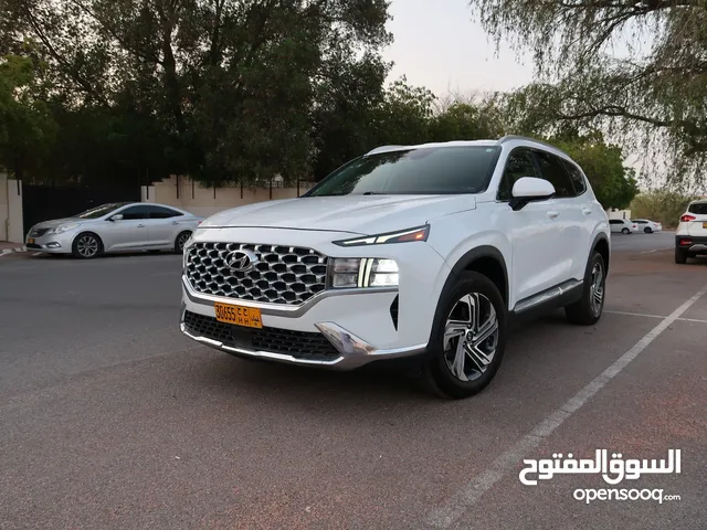 Used Hyundai Santa Fe in Muscat