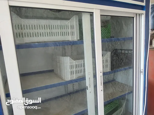 ثلاجات تبريد البان وعصائر عدد 3 غسالات اتومتيك عدد 2 مكنسه كهرائيه هوفر