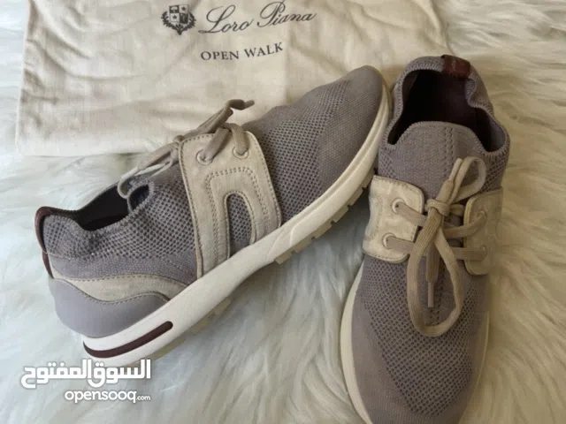 Grey Sport Shoes in Hawally