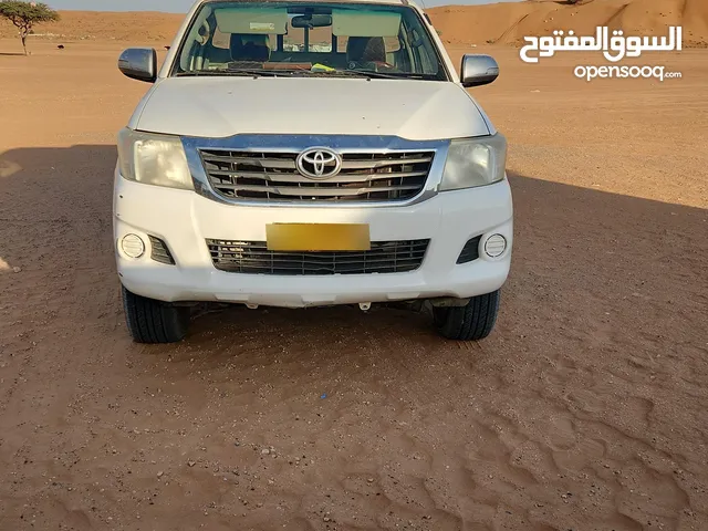 Used Toyota Hilux in Al Sharqiya