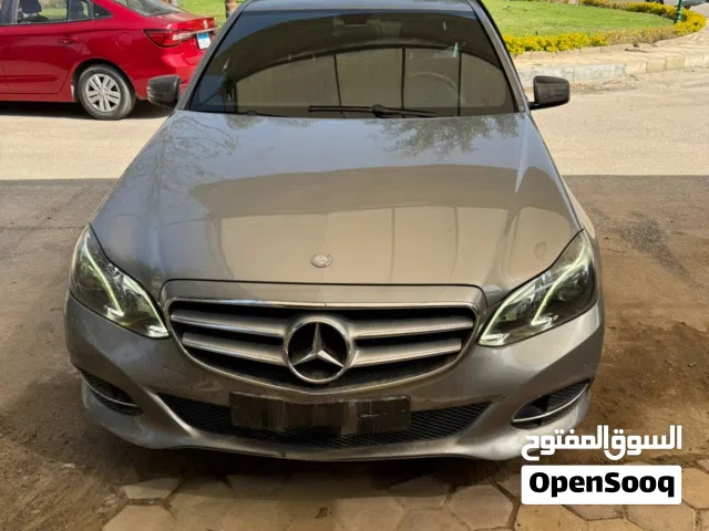 2014 مرسيدس بنز الفئة-E E 200