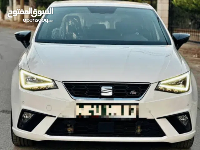 اذا مش حبة مميزة ما تركبها.  SEAT Ibiza FR 2022 بحالة الوكالة دهان شركة مميزة بكل تفاصيلها حبة مخازن