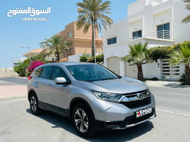 *HONDA CRV* *Bahrain Agency* *Model - 2017* Km - 108 k km Engine - 2.4L Color – Silver