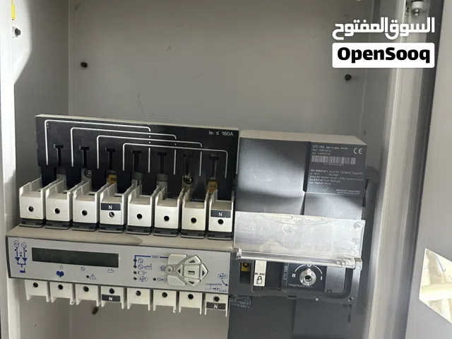 محول تحويل مصدر كهرباء (ATS – Automatic Transfer Switch) من شركة Socomec، موديل CTI 160