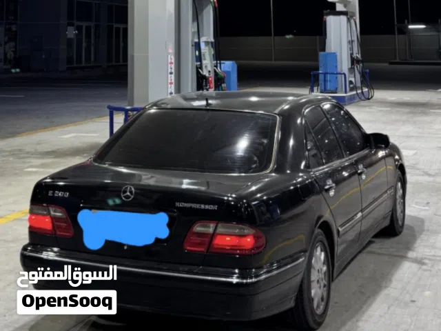 2002, مرسيدس بنز, الفئة-E, E 200