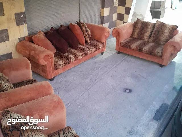 طقمين كنب و طقم كورنر  كل واحد سعر