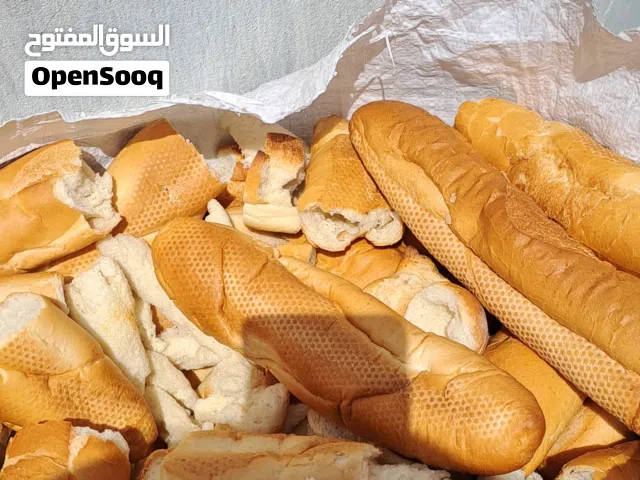 خبزة يابسة نظيفة للبيع شكارة فل المكان الفرناج مقابل بيركيدجو مصحة طرابلس الجديدة
