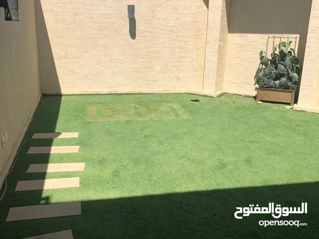 280 m2 4 Bedrooms Apartments for Rent in Al Riyadh Al Malqa