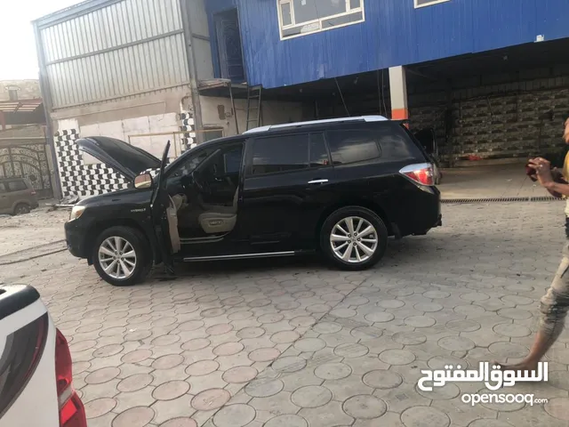 هيلندر اسود موديل 2008 مستخدم نظيف الغرض من البيع السفر