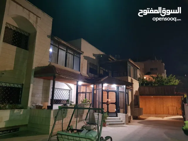 750 m2 More than 6 bedrooms Villa for Sale in Amman Al Rawabi