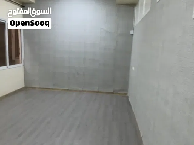 مكتب للبيع