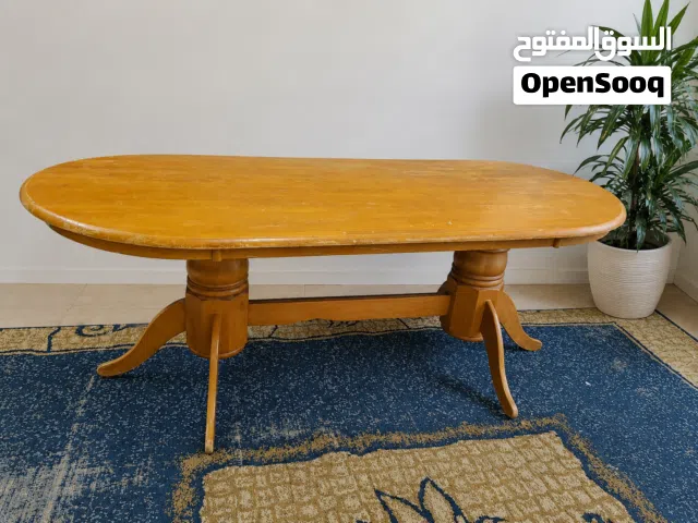 طاولة سفرة  خشب زان ثقيل  قياس تقريبا 90سم *2 متر