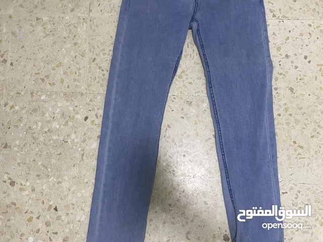 Thrifted Jeans for 5 jod   Size 29-30 جينز للبيع ب 5 دنانير قابل للتفاوض