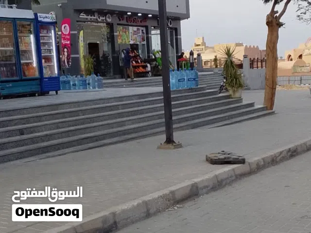شقه بمحافظه الجيزه بكمبوند هرم سيتي بحدائق اكتوبر بالفرش خلف مدينه الانتاج او للبدل باستوديو بميامي