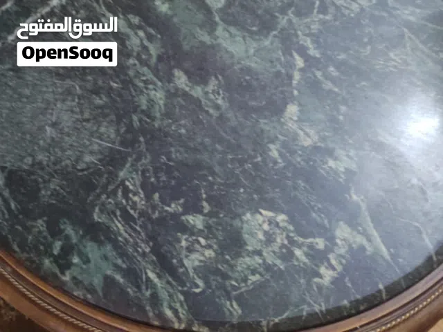 طاولتين للبيع