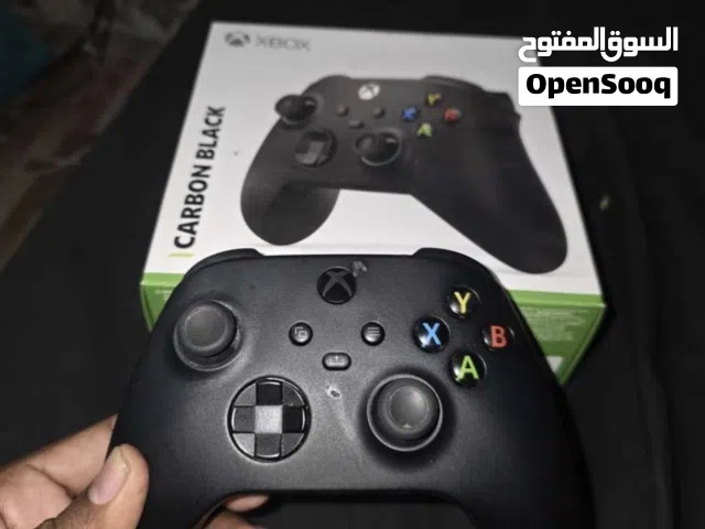 للبيع جهاز تحكم اكس بوكس سيريس اكس نظيف جدا بدون اعطال او كسر وشغال 100/100