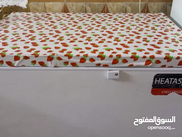 سلام عليكم مجمده للبيع نضافته فولل احسن من الجديد