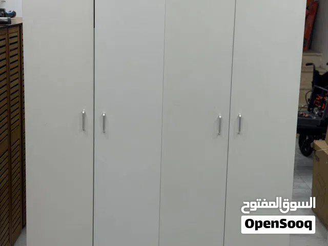 خزانة ملابس 3 و 4 دفات  خشب ابيض