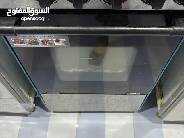 ثلاجتين كبيرة وصغيرة مع ميكرويف مع غساله وغاز للبيع