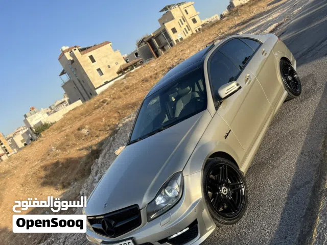 2011, مرسيدس بنز, الفئة-C, C 200