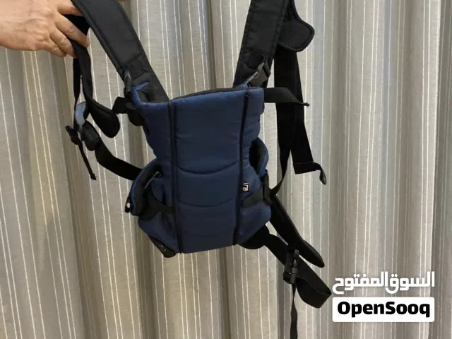 حمالة أطفال وحقيبة مستلزمات أطفال